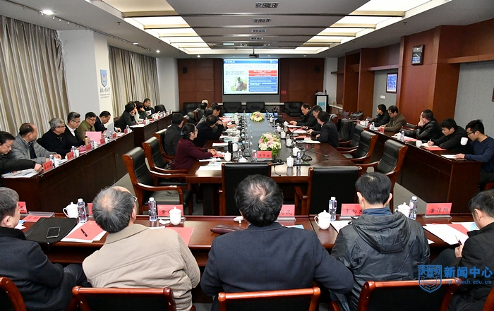 nEO_IMG_QCD_3553.jpg nEO_IMG_QCD_3553.jpg