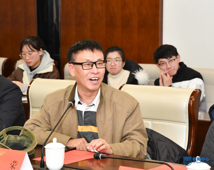 XCB_727811.jpg XCB_727811.jpg