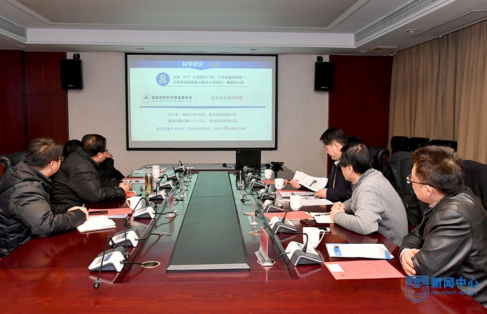 nEO_IMG_QCD_8250.jpg nEO_IMG_QCD_8250.jpg