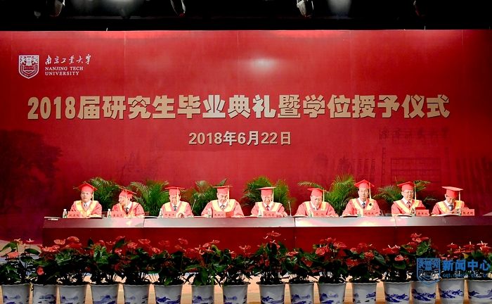 nEO_IMG_QCD_3504.jpg nEO_IMG_QCD_3504.jpg