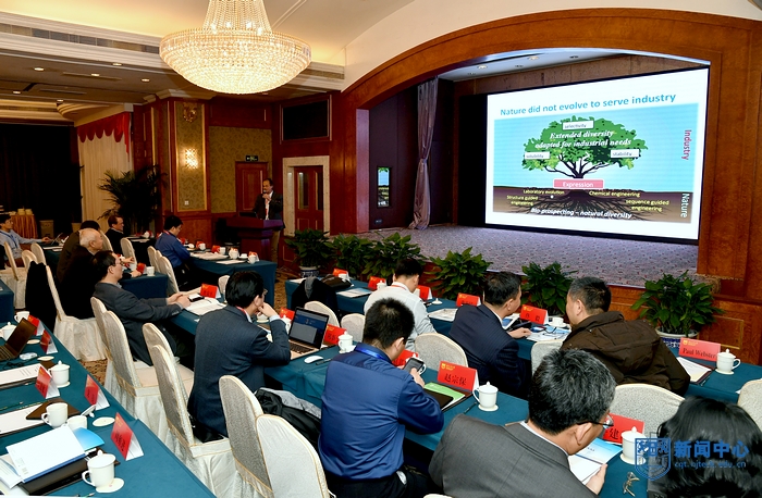 nEO_IMG_QCD_8783.jpg nEO_IMG_QCD_8783.jpg