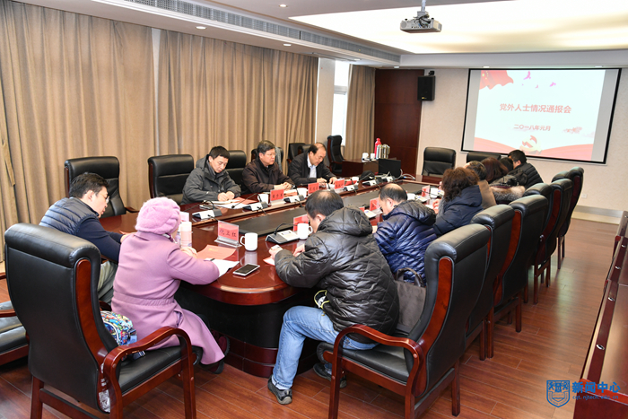 XCB_101005.jpg XCB_101005.jpg